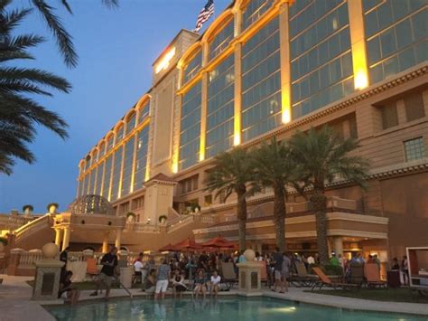 THE 10 CLOSEST Hotels to Suncoast Casino .